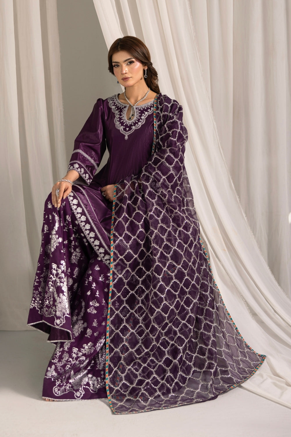 Plum lustre